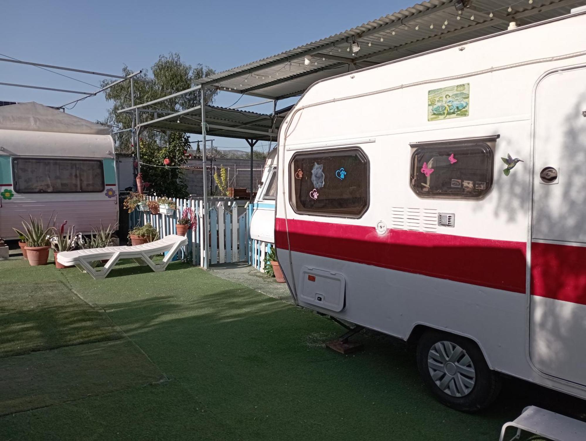 ساكس Caravanas Y Habitaciones Para Relajarse الغرفة الصورة